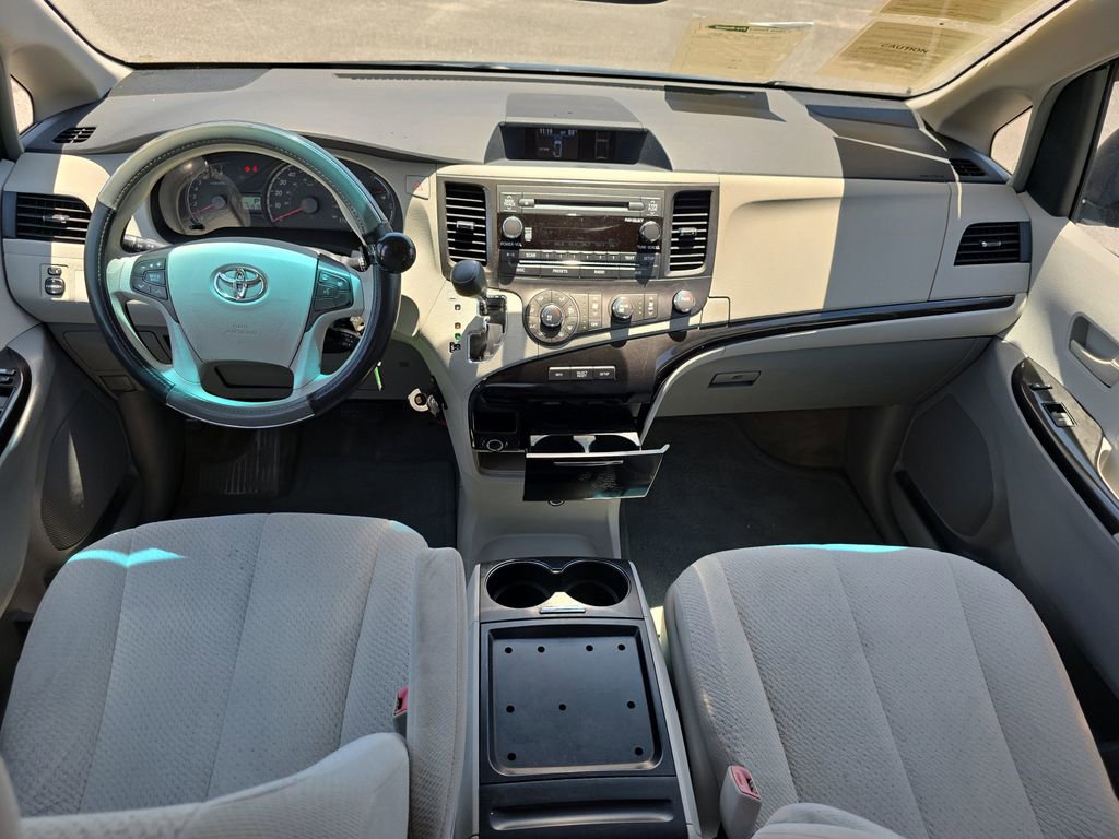 Used 2012 Toyota Sienna LE FWD image 14