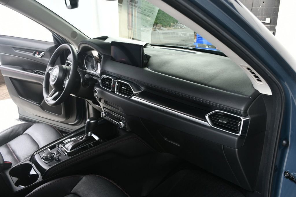 Used 2022 MAZDA CX-5 Carbon Edition image 27
