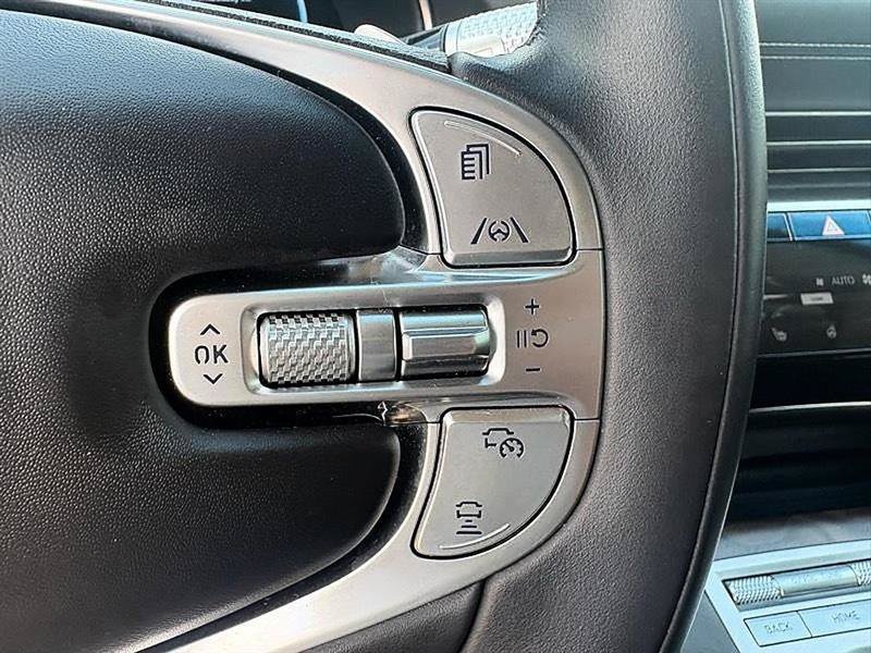 Used 2024 Genesis GV80 3.5T Prestige Signature AWD/4WD image 29