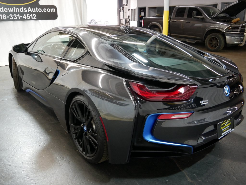 Used 2015 BMW i8 AWD/4WD image 5