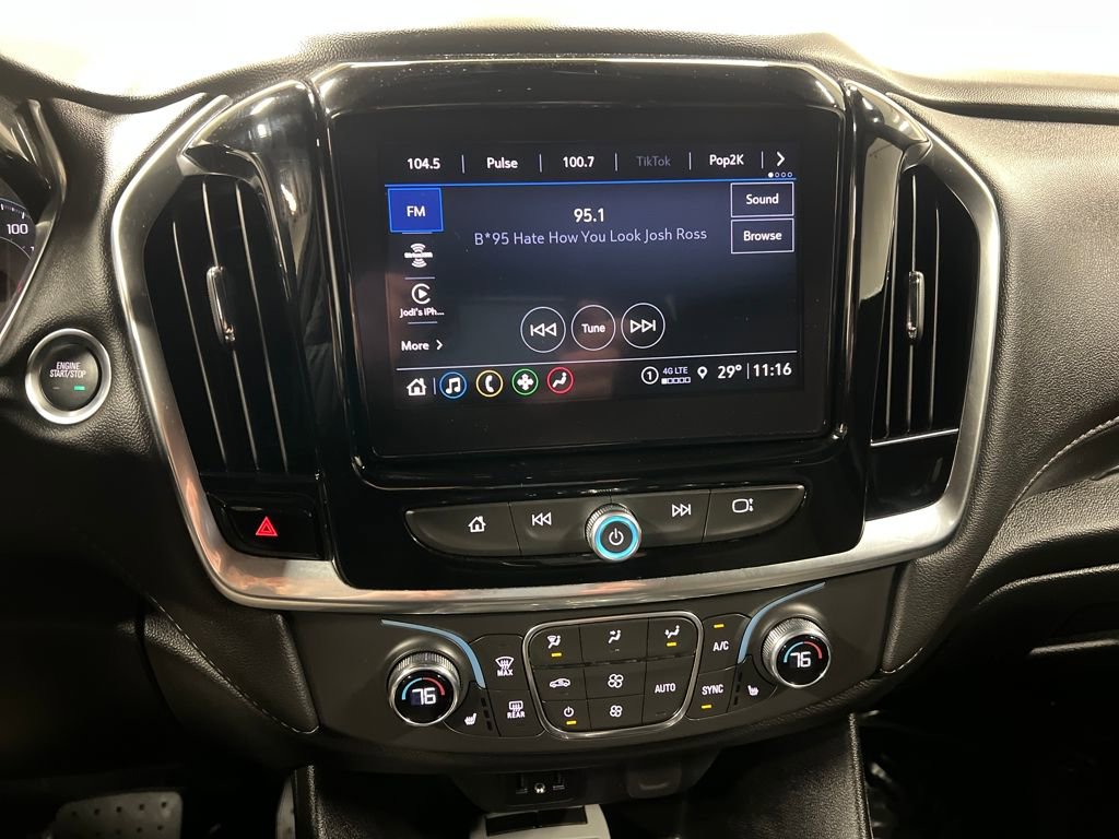 Certified 2023 Chevrolet Traverse LT image 24