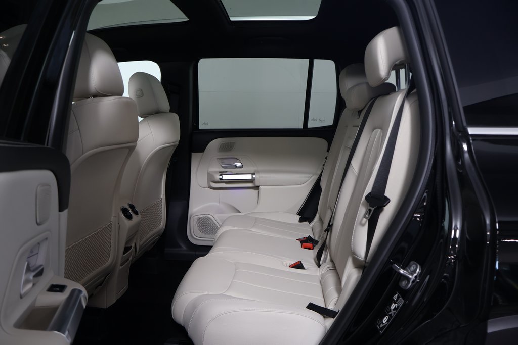 New 2026 Mercedes-Benz GLB 250 image 6