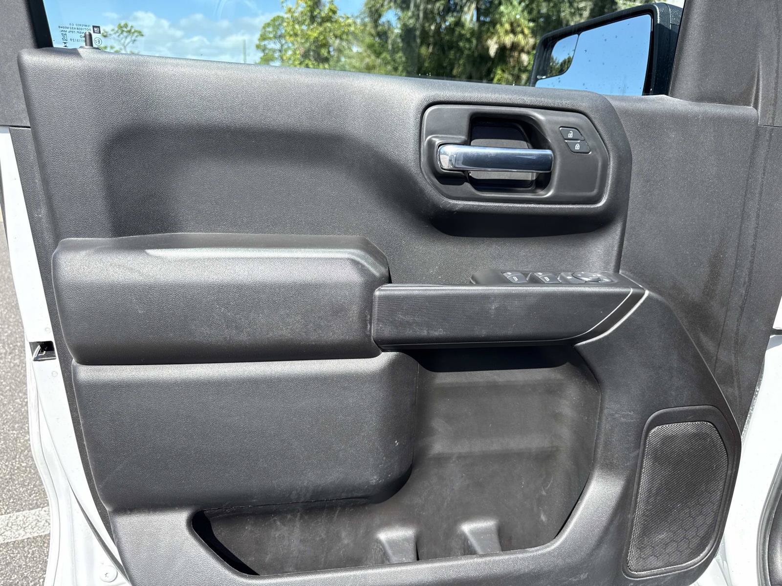 Used 2025 Chevrolet Silverado 1500 Custom RWD image 16