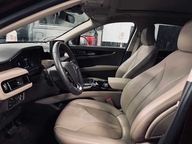 Used 2022 Lincoln Nautilus Reserve image 20