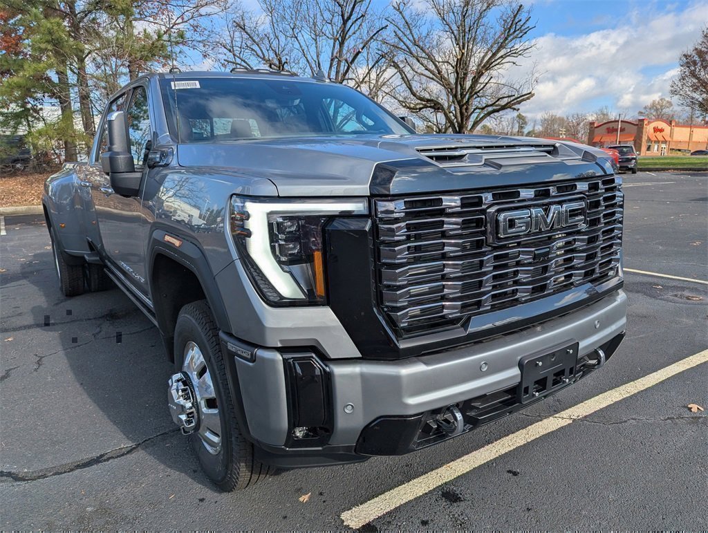 New 2026 GMC Sierra 3500 Denali Ultimate image 2