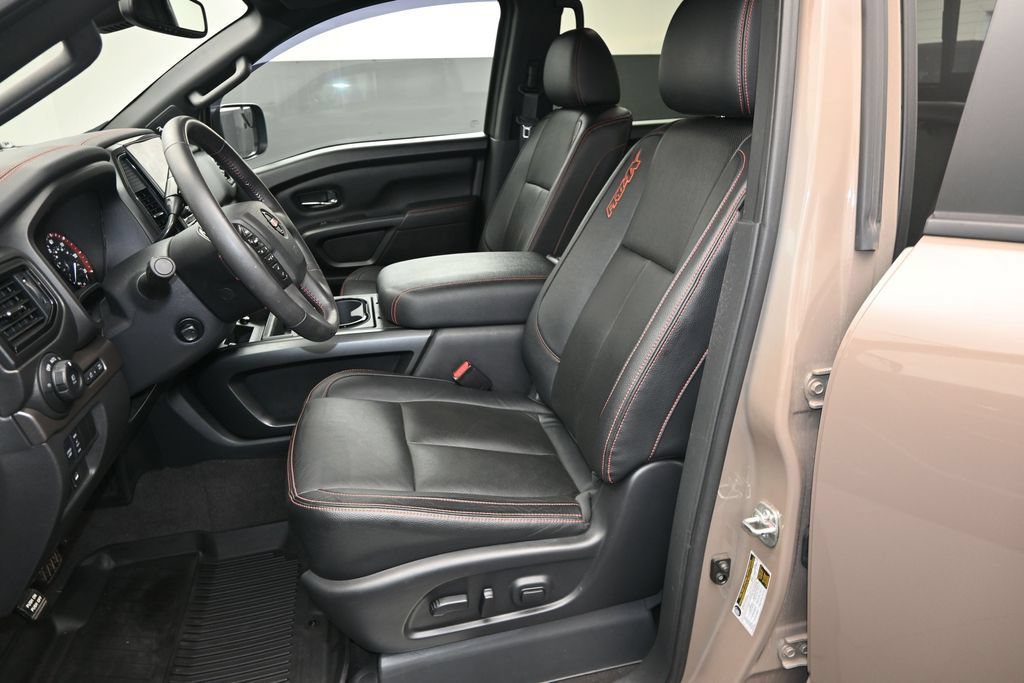 Used 2022 Nissan Titan PRO-4X w/ Pro-4x Convenience Package AWD/4WD image 20