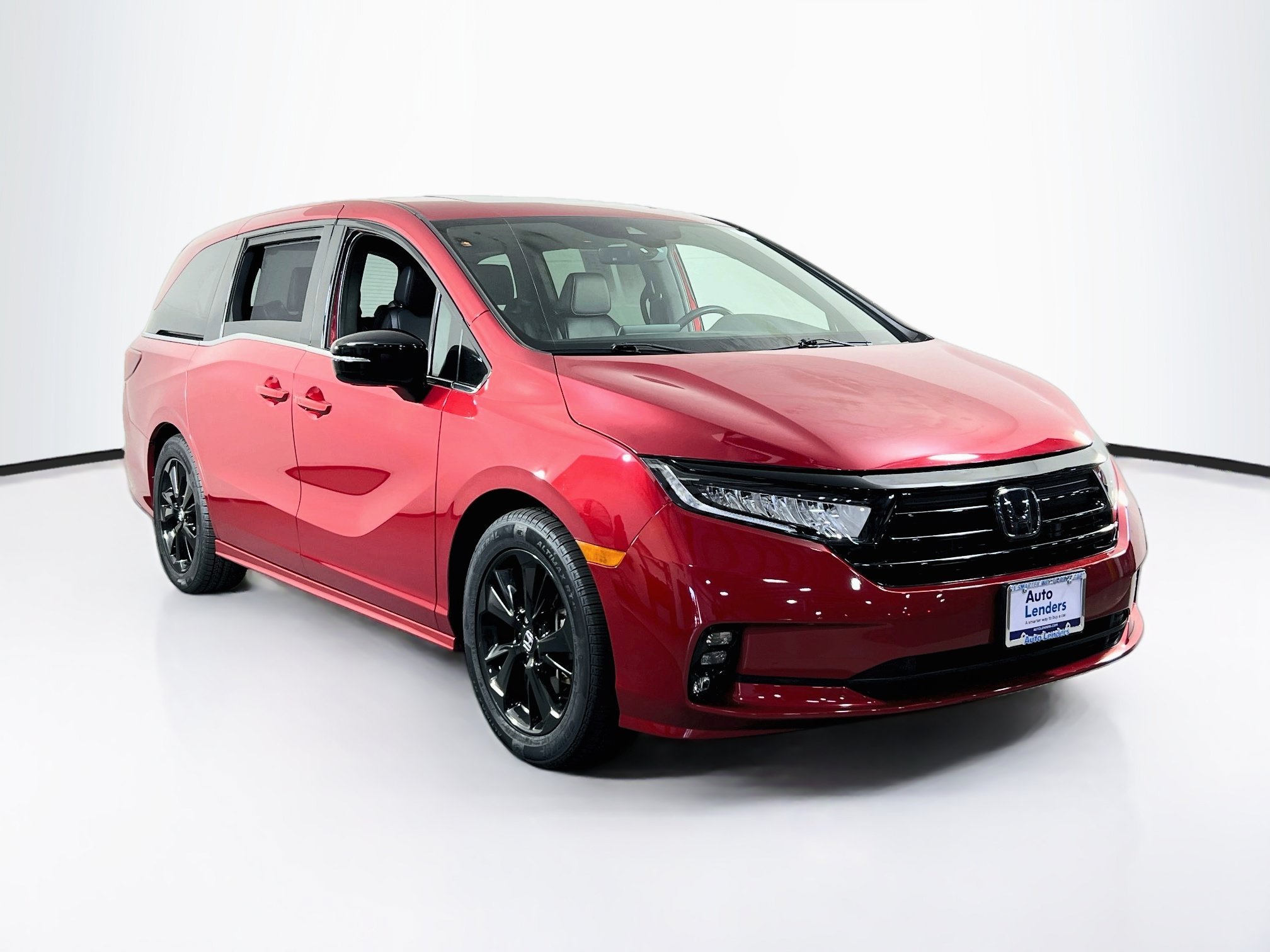 Used 2023 Honda Odyssey Sport image 3