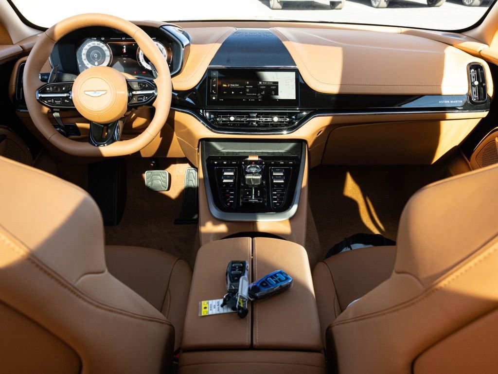 New 2026 Aston Martin DBX 707 image 41