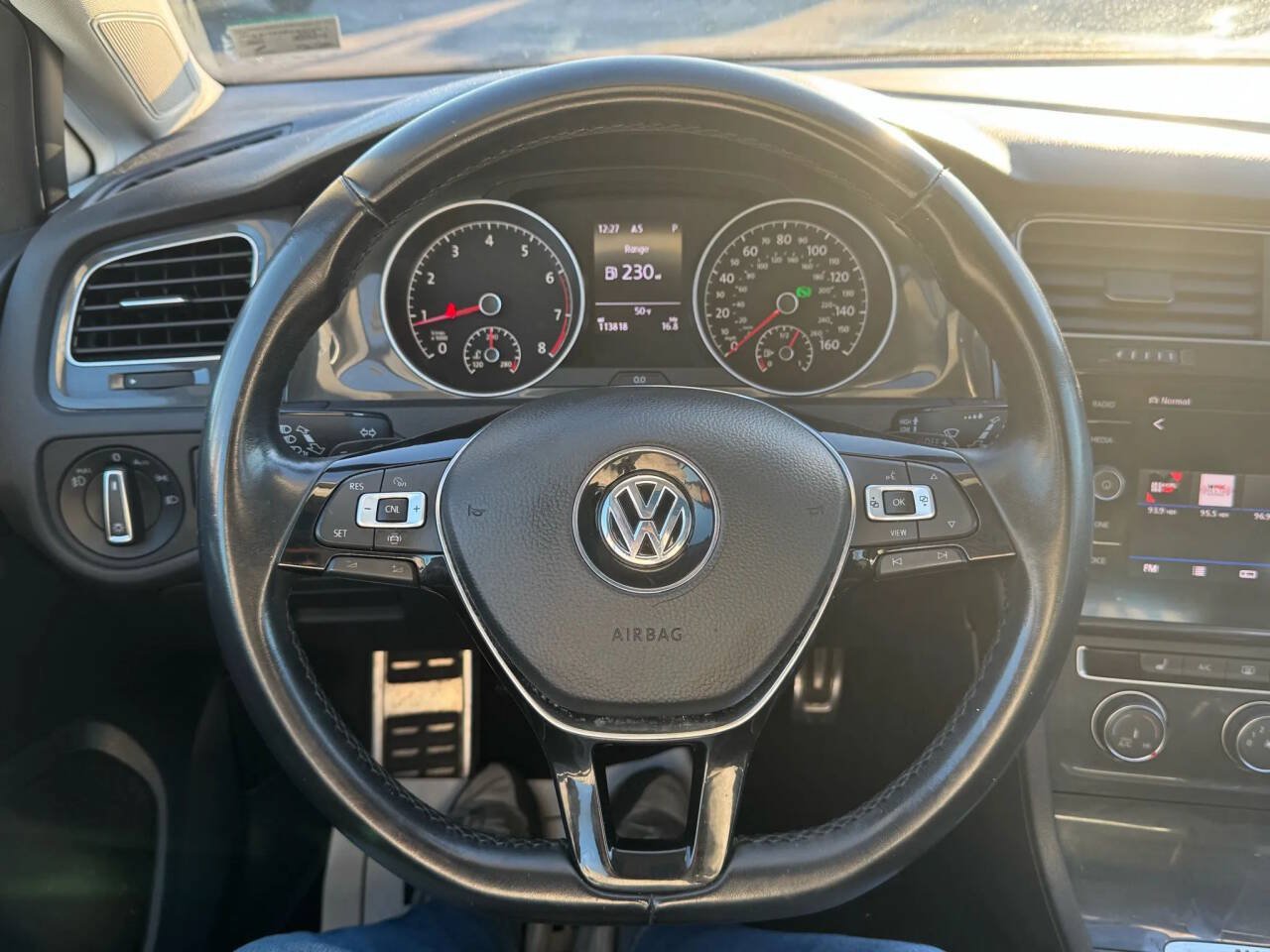 Used 2019 Volkswagen Golf Alltrack SE AWD/4WD image 21