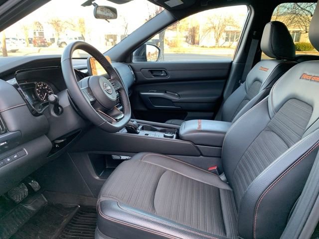 Used 2025 Nissan Pathfinder Rock Creek image 28