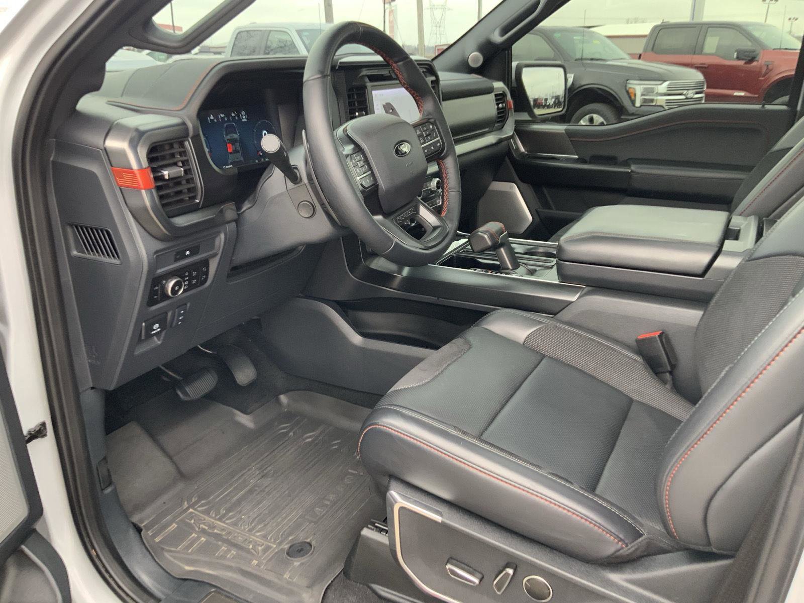 Used 2025 Ford F150 Raptor image 30