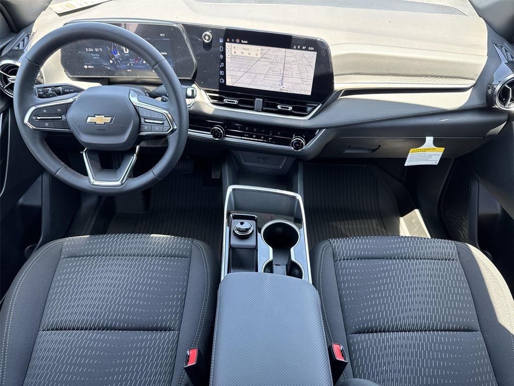 New 2027 Chevrolet Equinox LT w/ LPO, Floor Liner Package FWD image 9