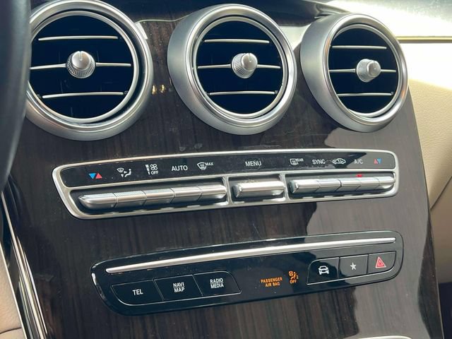 Used 2022 Mercedes-Benz GLC 300 w/ Premium Package Lite image 36