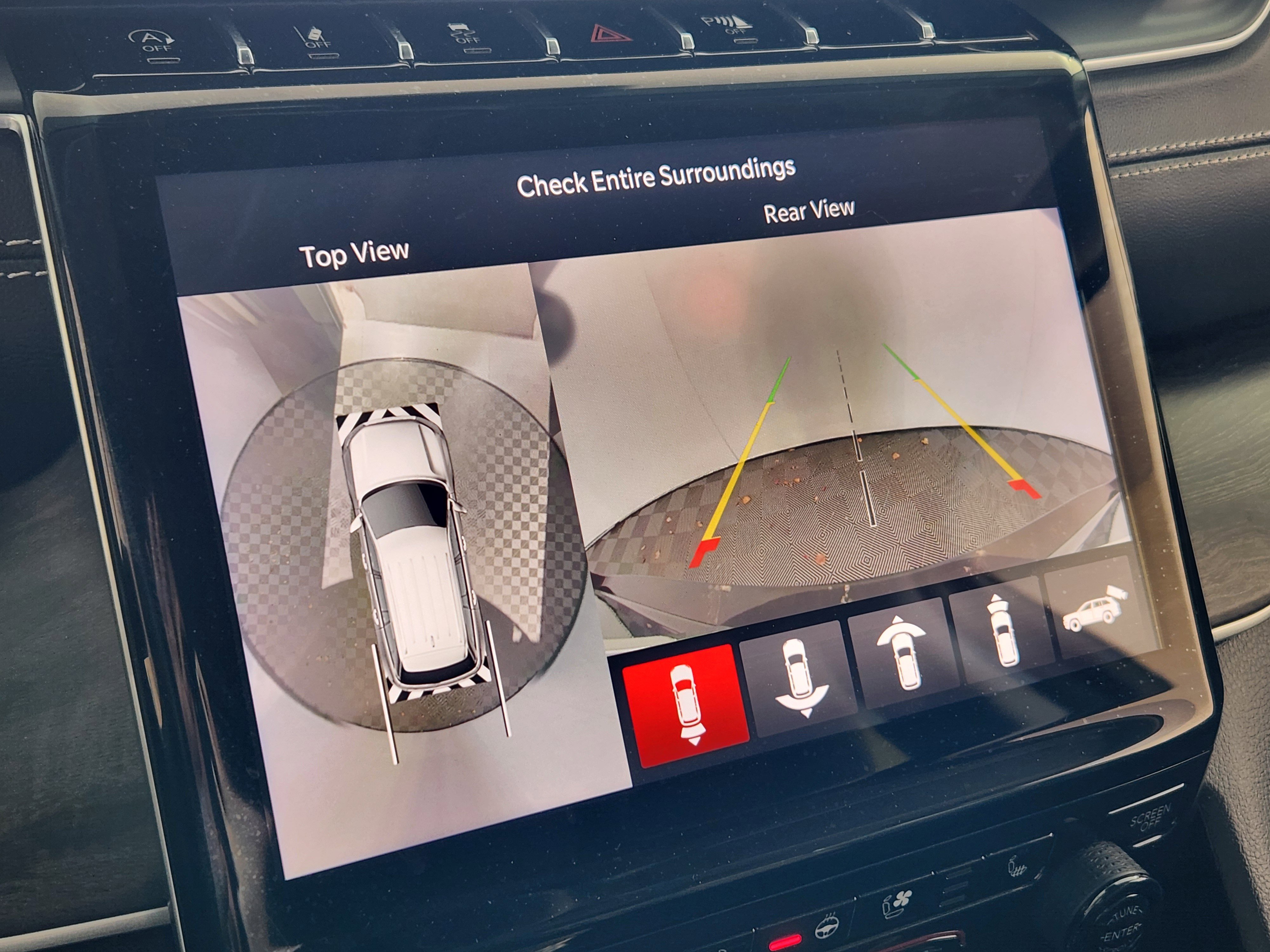 Used 2021 Jeep Grand Cherokee L Limited w/ Luxury Tech Group II image 23