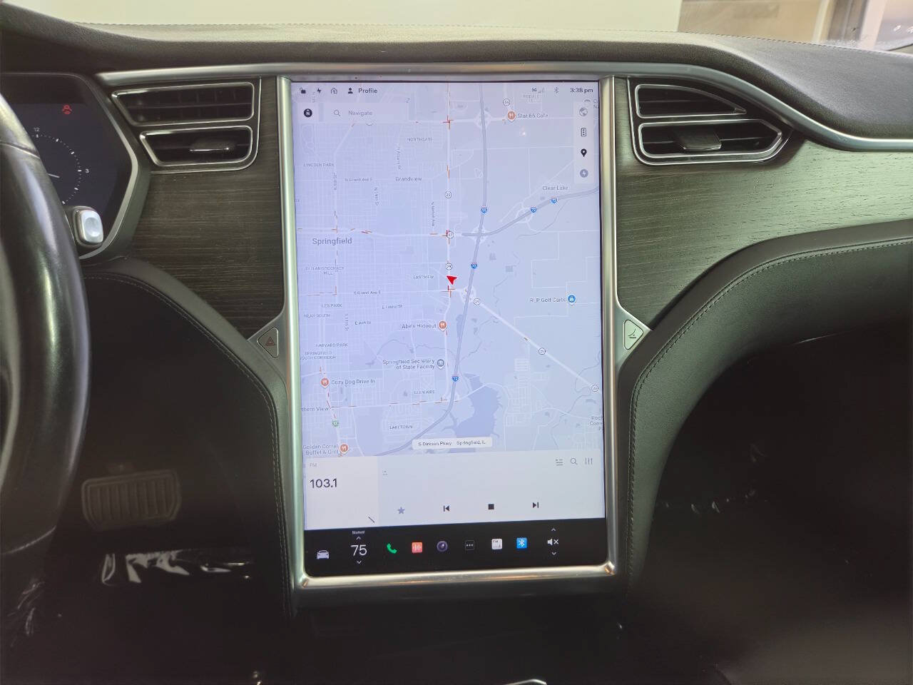 Used 2016 Tesla Model S 70D AWD/4WD image 31