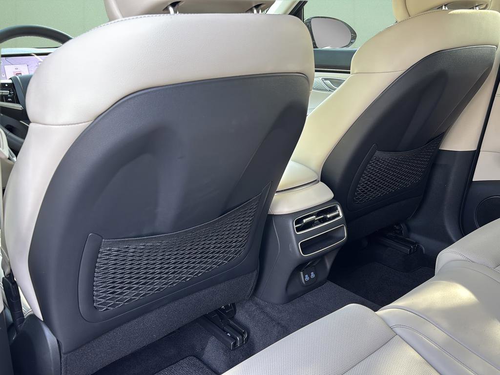 Certified 2026 Genesis GV70 2.5T image 17