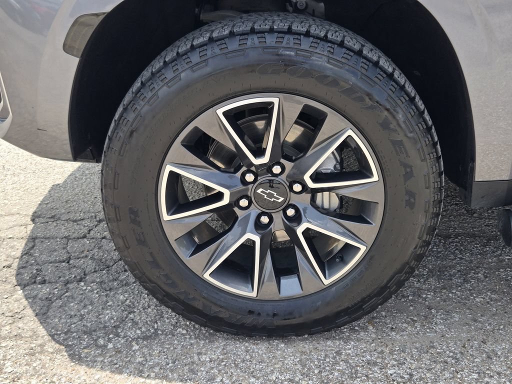 Used 2021 Chevrolet Tahoe Z71 AWD/4WD image 14