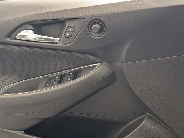 Certified 2018 Chevrolet Cruze LT image 28