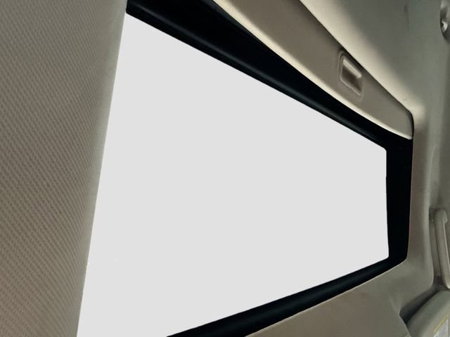 Used 2017 Ford Focus Titanium w/ Titanium Technology Package image 23