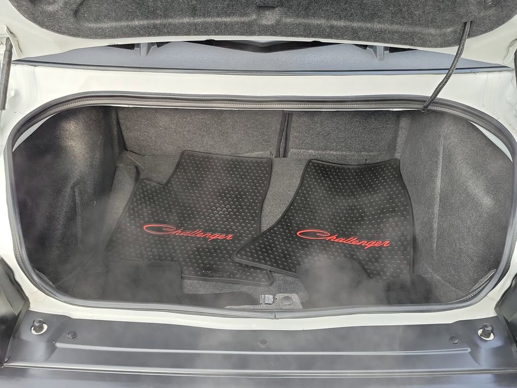 Certified 2021 Dodge Challenger R/T w/ Blacktop Package image 15