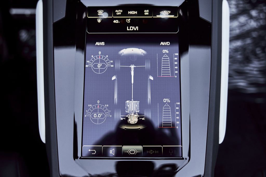 Used 2024 Lamborghini Huracan EVO image 64