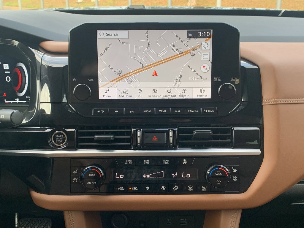 Used 2024 Nissan Pathfinder Platinum w/ Cargo Package image 15