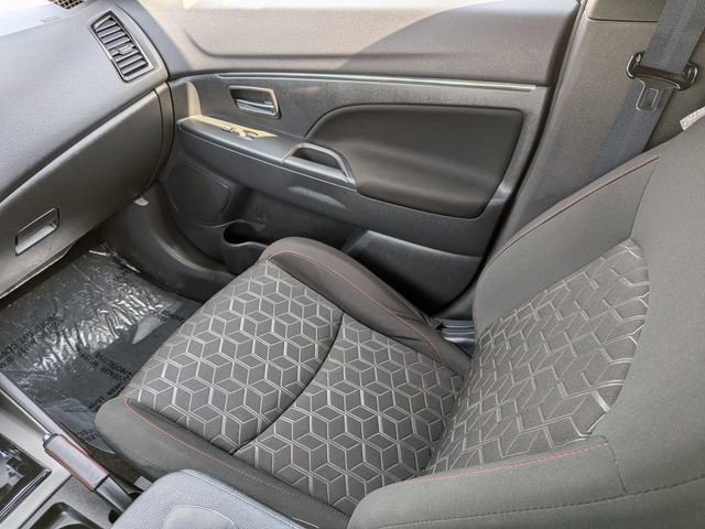 Used 2024 Mitsubishi Outlander Sport image 16