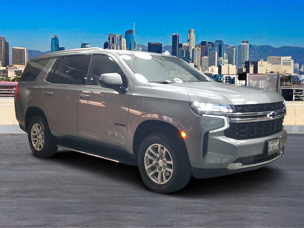 Used 2024 Chevrolet Tahoe LS RWD image 3