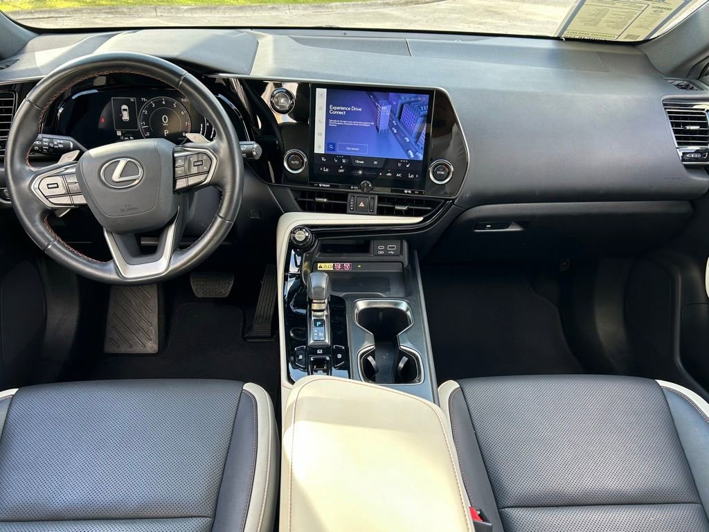 Used 2022 Lexus NX 250 FWD image 11
