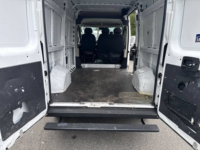 Used 2021 RAM ProMaster 2500 w/ Convenience Group FWD image 13