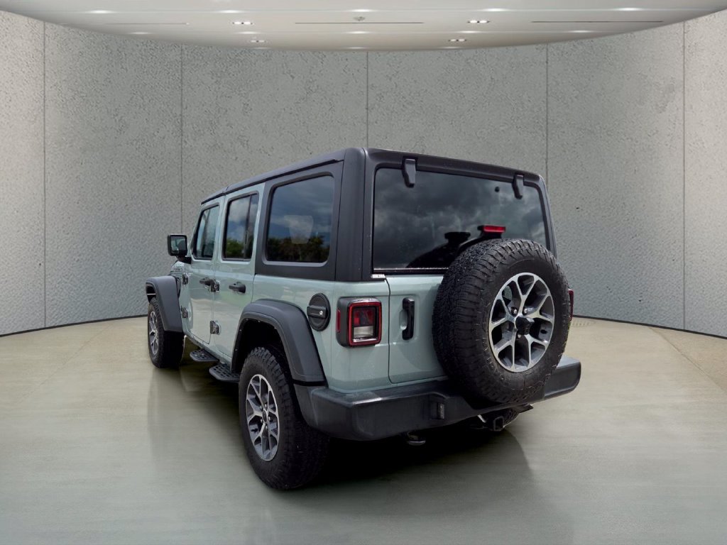 Used 2024 Jeep Wrangler Unlimited Sport AWD/4WD image 8