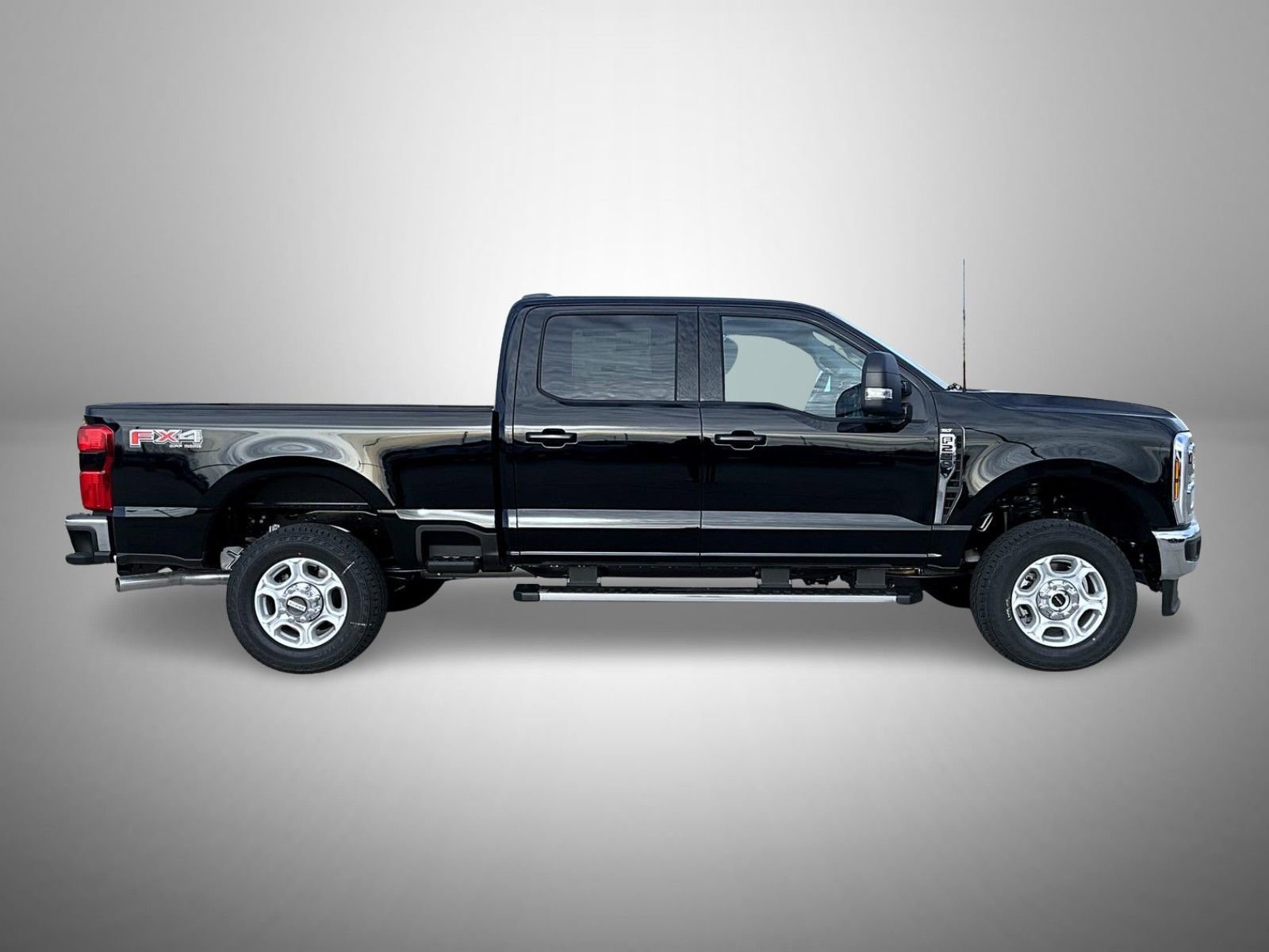 New 2026 Ford F250 XLT w/ XLT Premium Package image 4
