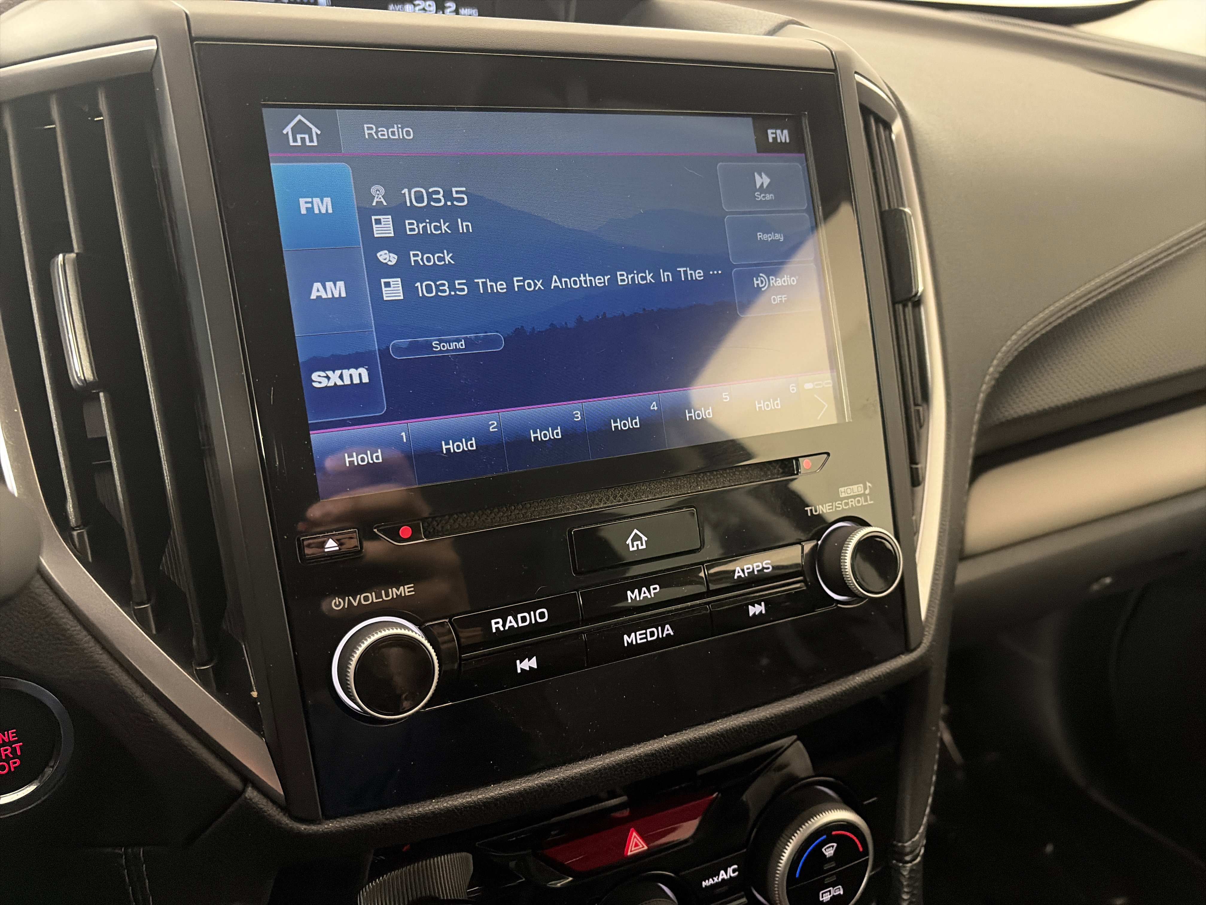 Used 2023 Subaru Forester Limited image 21