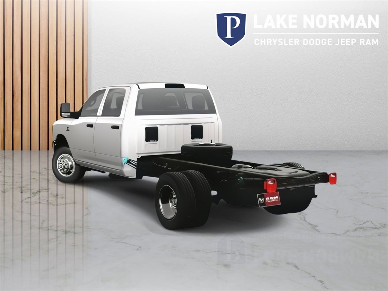 New 2024 RAM 3500 Tradesman w/ Chrome Appearance Group image 4