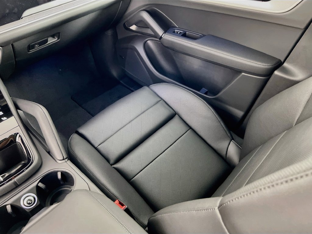 New 2026 Porsche Cayenne S AWD/4WD image 26