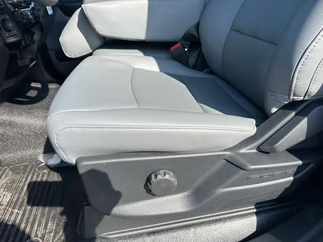 New 2025 Ford F250 XL w/ XL Off-Road Package image 26