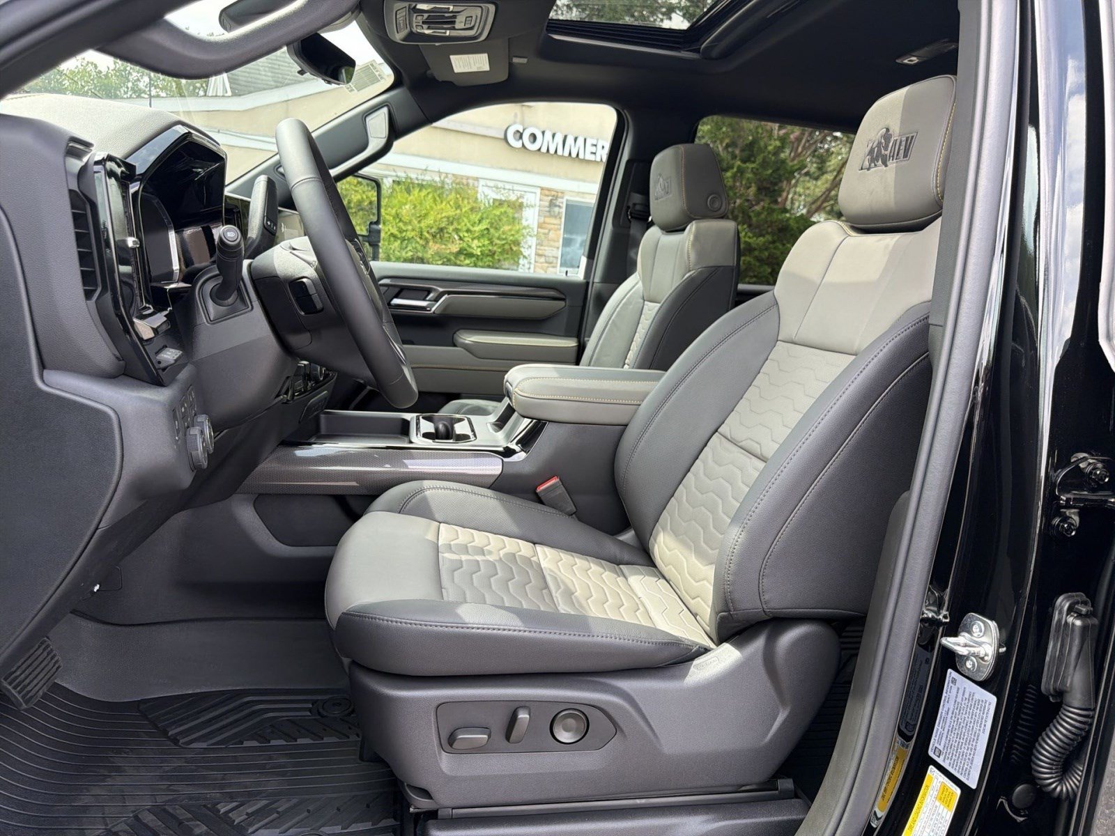 New 2026 Chevrolet Silverado 2500 ZR2 w/ ZR2 Bison Edition AWD/4WD image 11