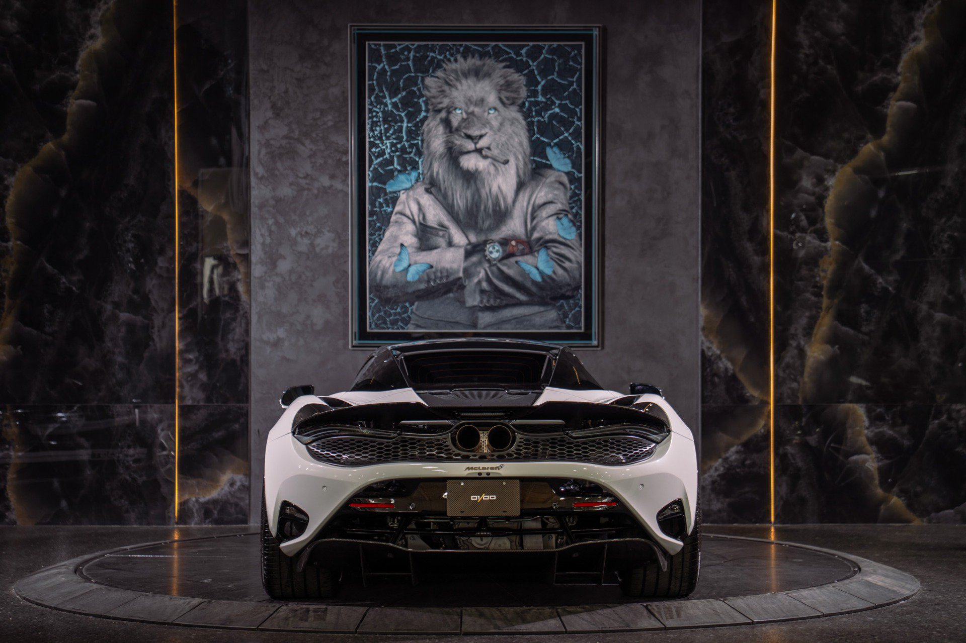 Used 2024 McLaren 750S Spider RWD image 62