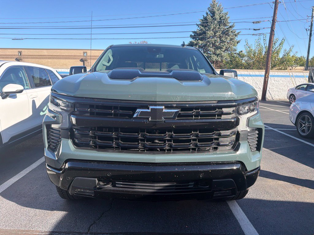 Used 2026 Chevrolet Silverado 1500 LT Trail Boss w/ LT Trail Boss Premium Package AWD/4WD image 5