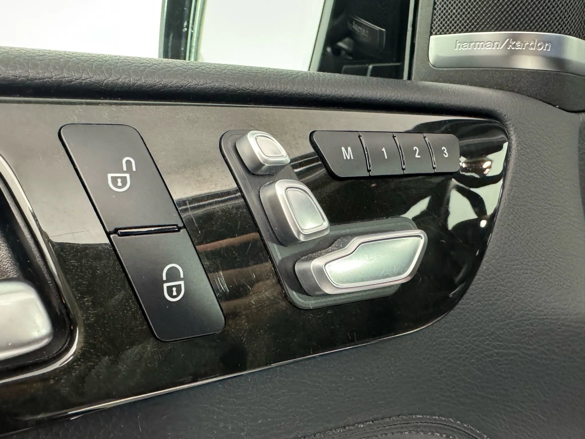 Used 2018 Mercedes-Benz GLE 43 AMG 4MATIC image 43