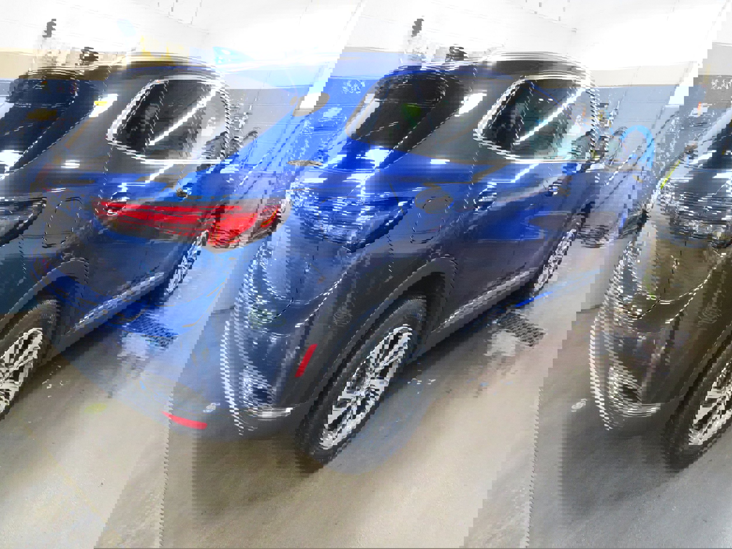 Used 2023 Buick Envision Essence image 6