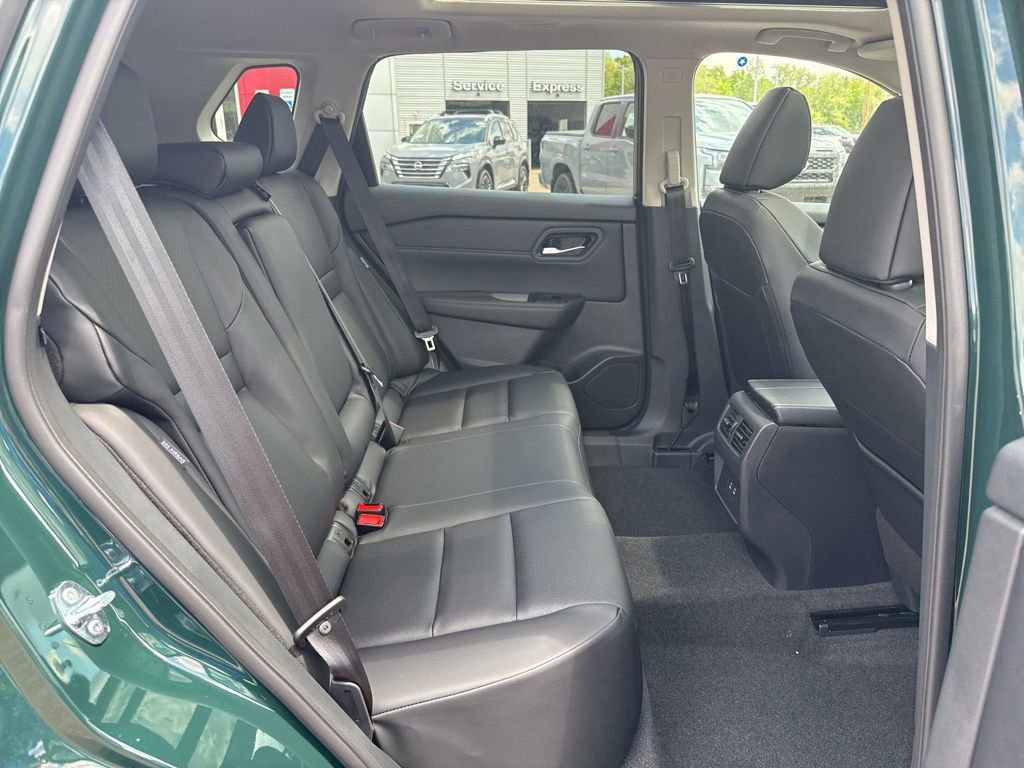 New 2026 Nissan Rogue SV AWD/4WD image 28