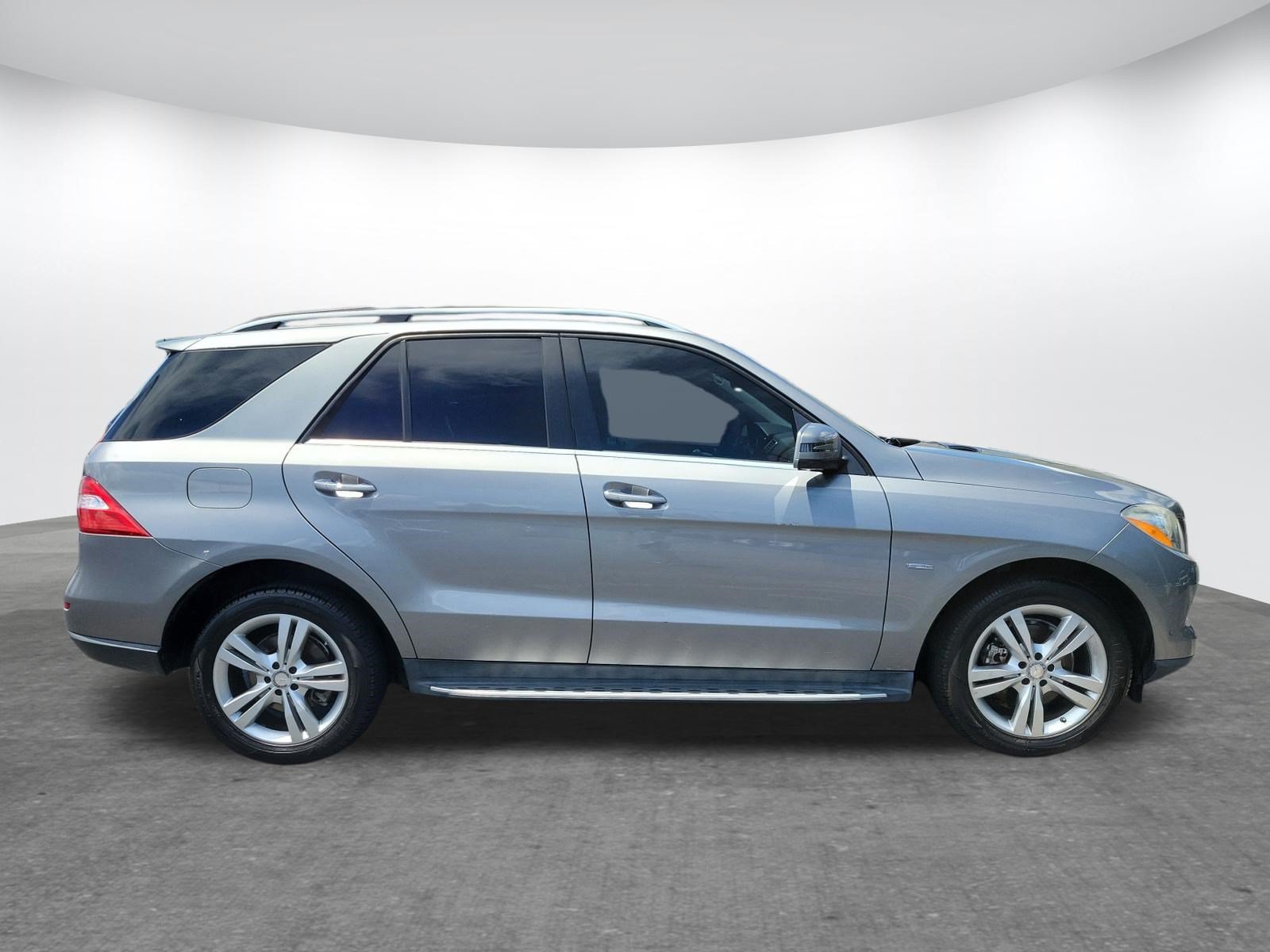 Used 2012 Mercedes-Benz ML 350 4MATIC image 23
