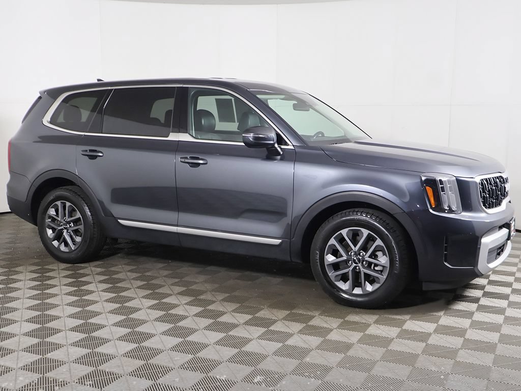 Used 2023 Kia Telluride LX AWD/4WD image 14