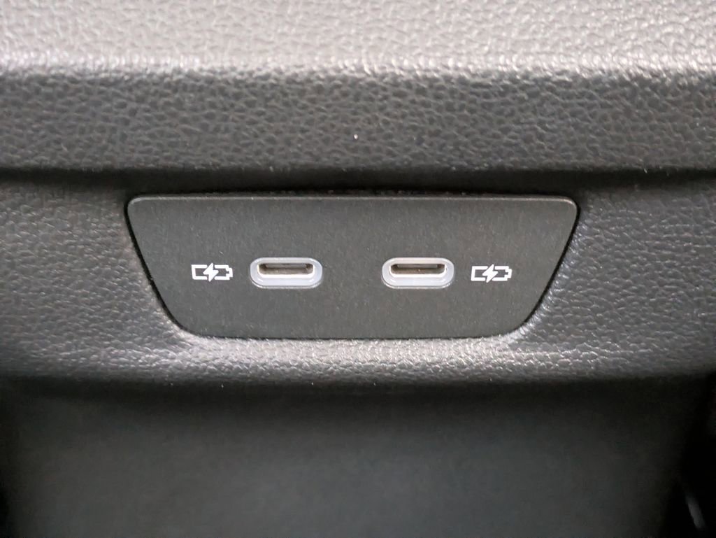 Used 2025 Volkswagen Tiguan S FWD image 16