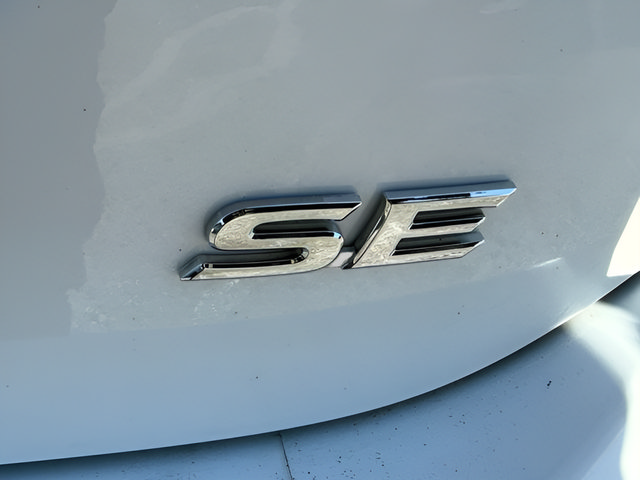 Used 2023 Toyota Camry SE FWD image 14