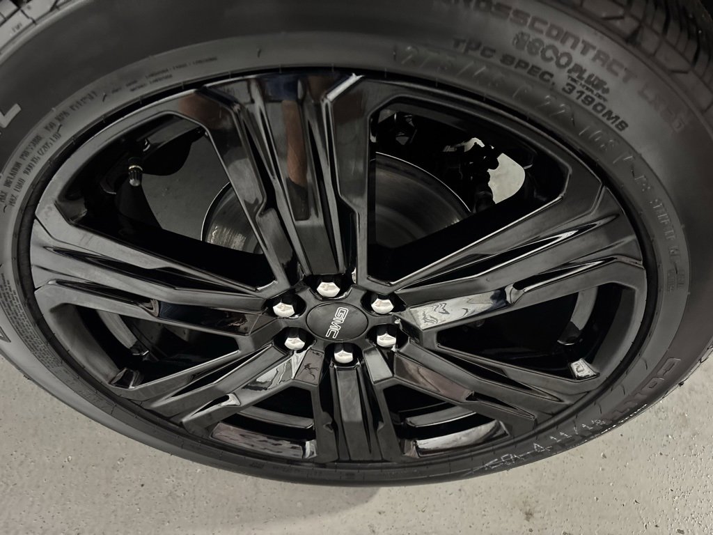 New 2026 GMC Acadia Elevation w/ Black Edition image 8