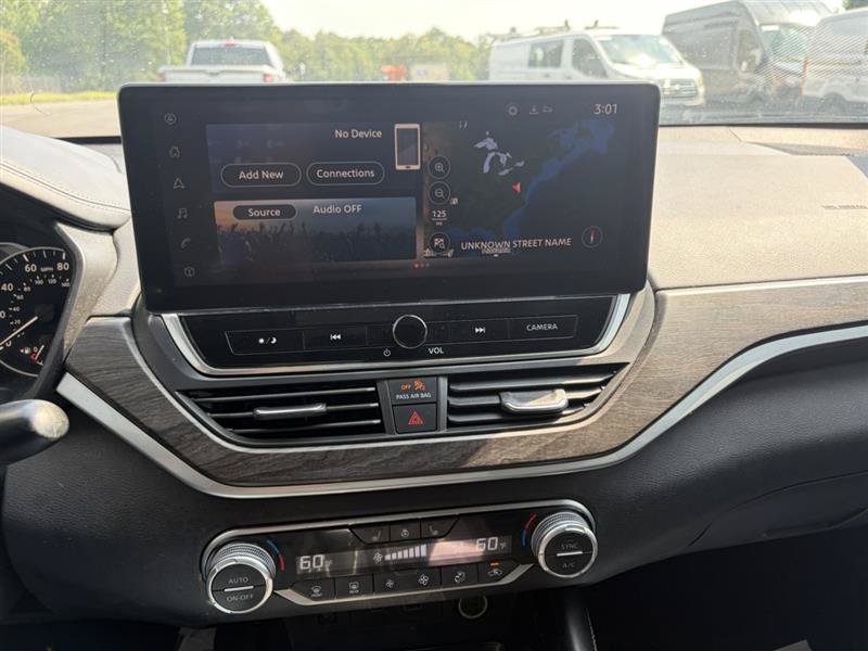 Used 2023 Nissan Altima 2.5 SL AWD/4WD image 18