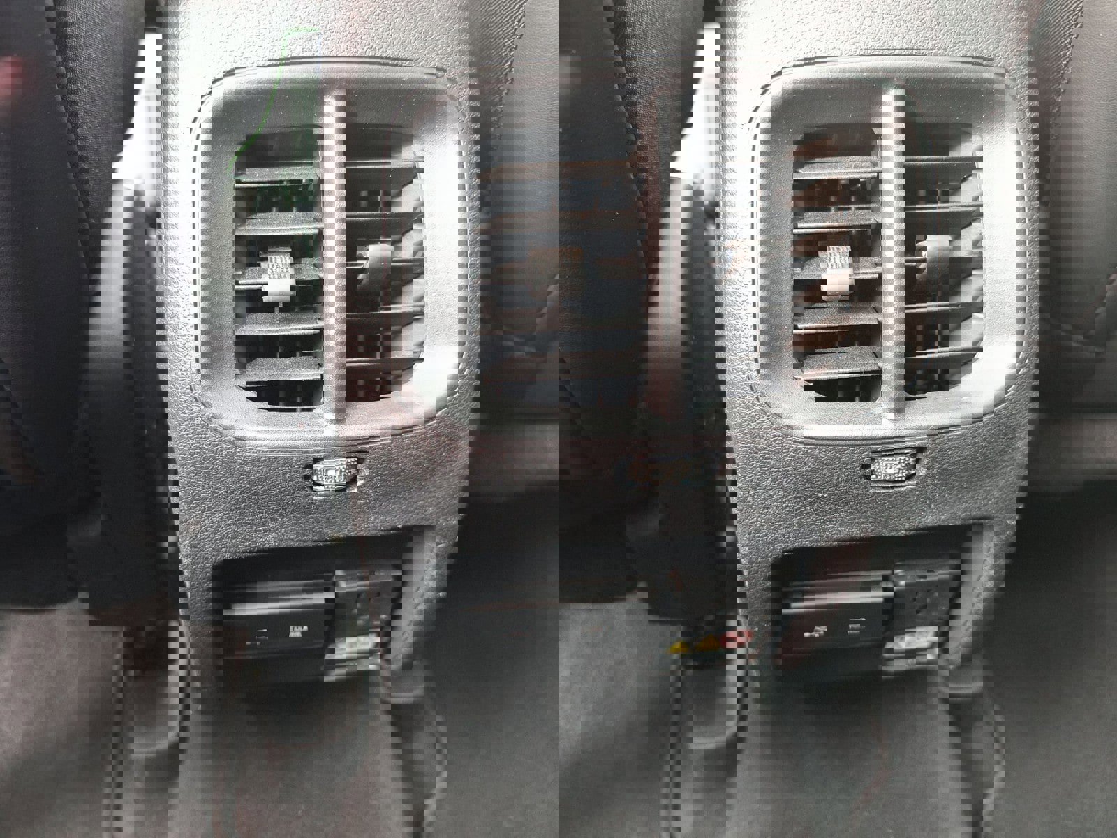 Used 2019 Jeep Cherokee Limited w/ Trailer Tow Group image 20