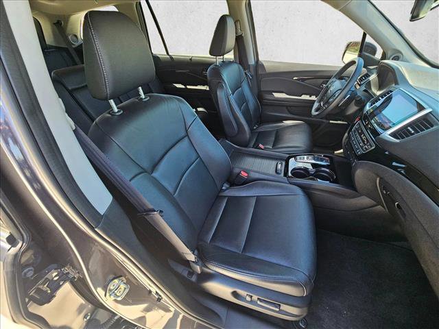 Used 2017 Honda Pilot Touring image 19